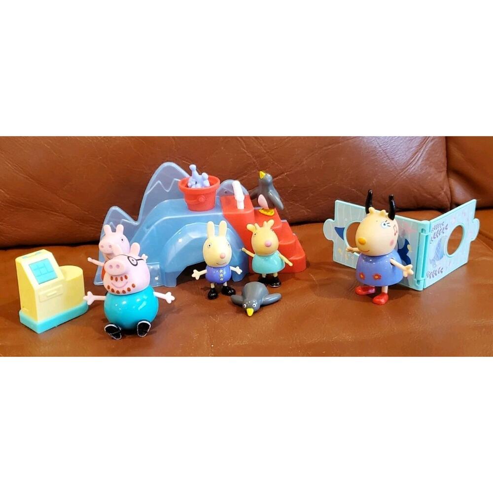 Peppa Pig Daddy Pig Rebecca Rabbit Ginny Giraffe Ms Gazelle 2 Penguins Playset